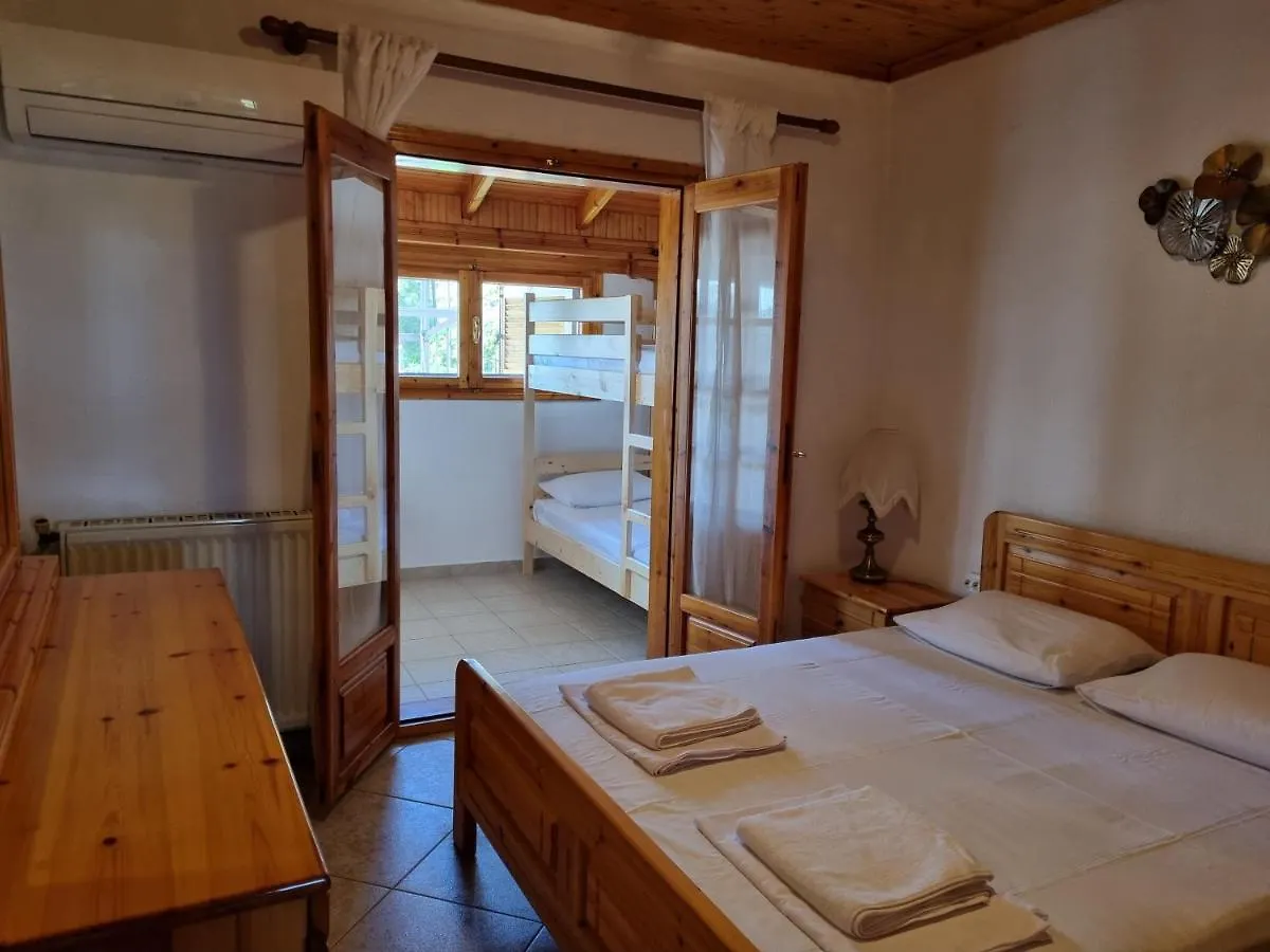 Oasis Beach House Vergia 别墅
