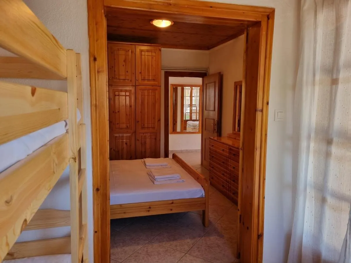 Oasis Beach House Vergia 别墅